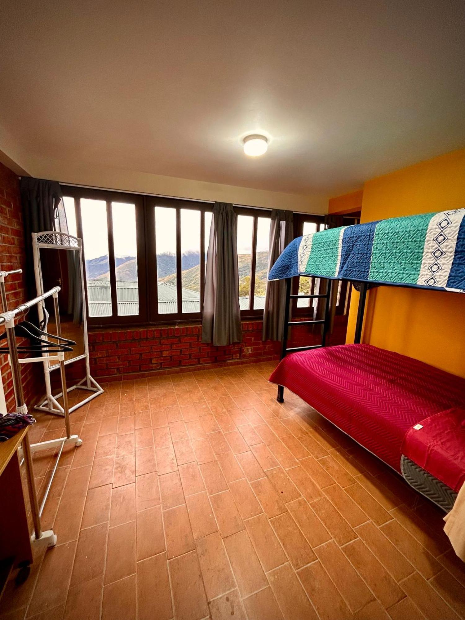 Villa Camila Hostel Coroico Luaran gambar