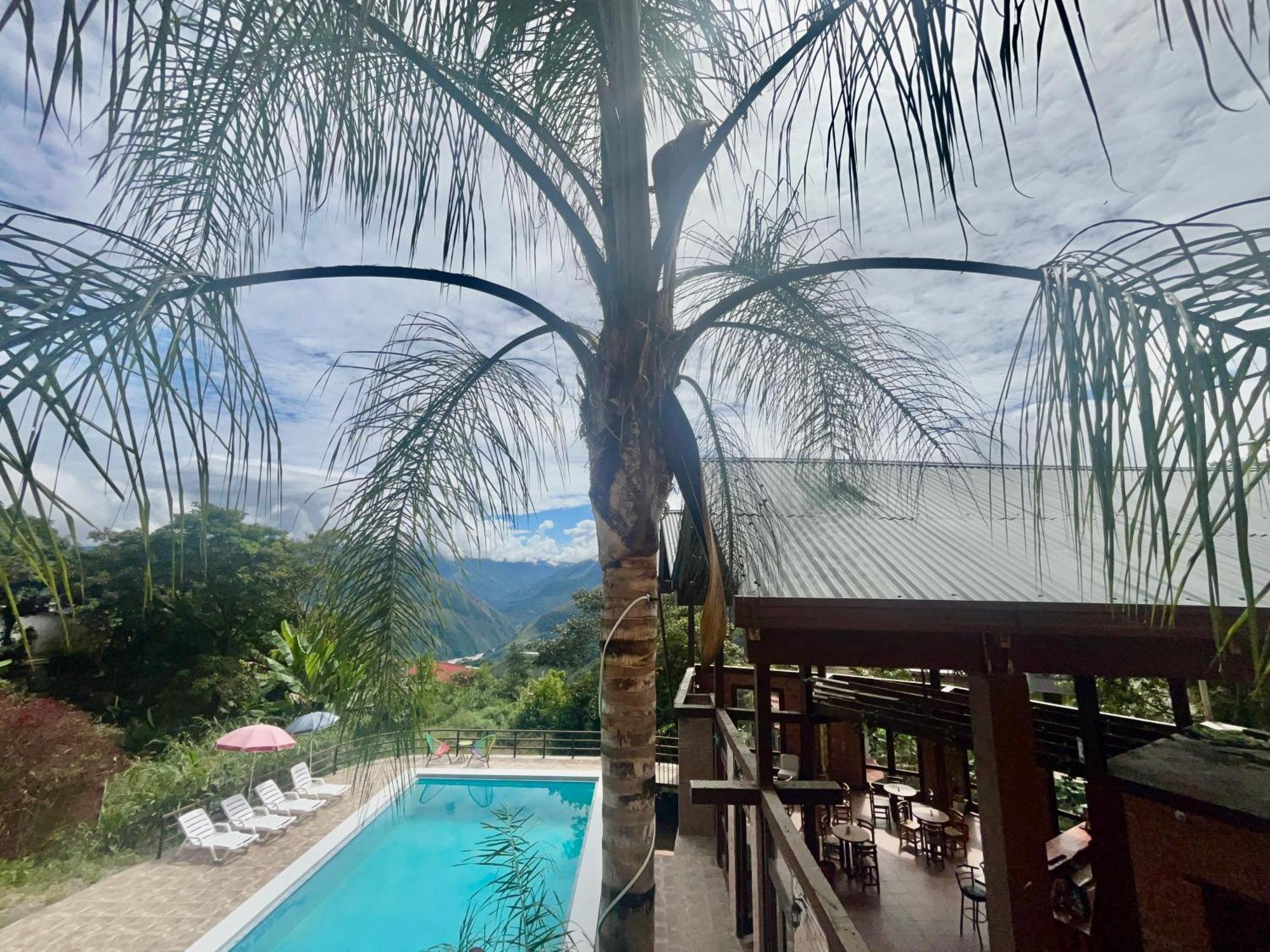 Villa Camila Hostel Coroico Luaran gambar